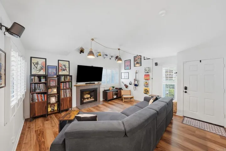 11870 Caminito Ronaldo 137, San Diego, California 92128