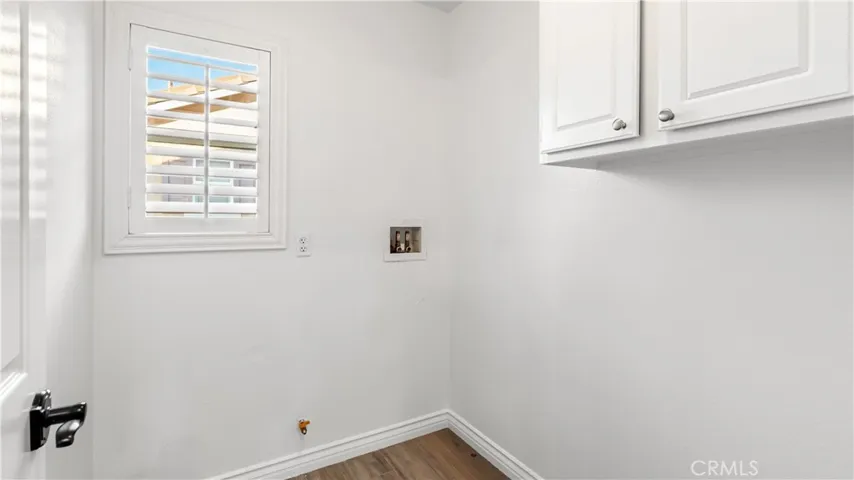 24030 Via Vizcaya, Valencia, California 91354