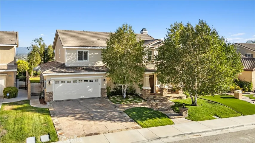 24030 Via Vizcaya, Valencia, California 91354