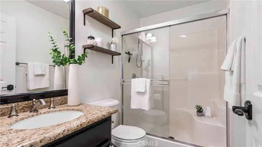 24030 Via Vizcaya, Valencia, California 91354