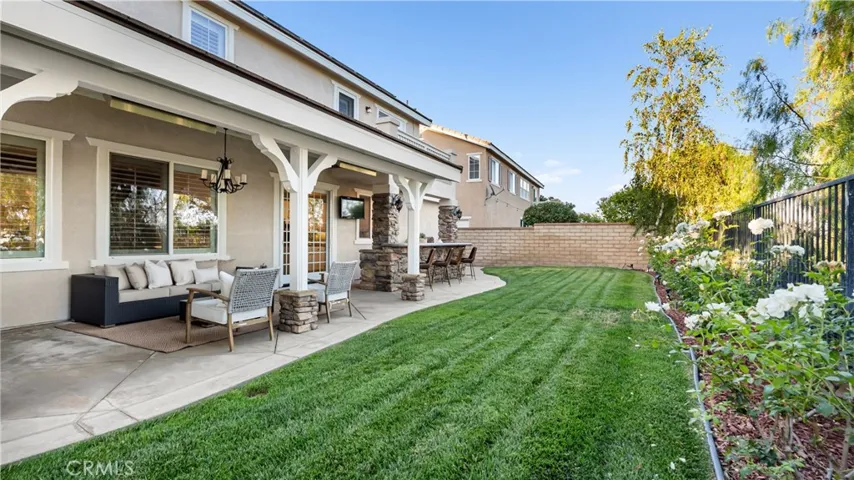 24030 Via Vizcaya, Valencia, California 91354