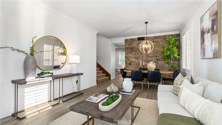 24030 Via Vizcaya, Valencia, California 91354