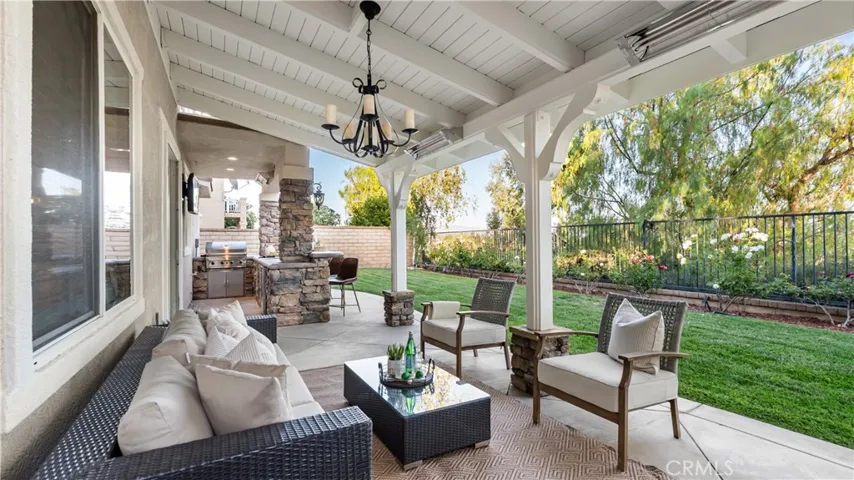 24030 Via Vizcaya, Valencia, California 91354