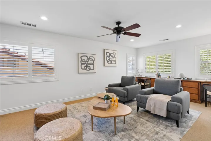 24030 Via Vizcaya, Valencia, California 91354