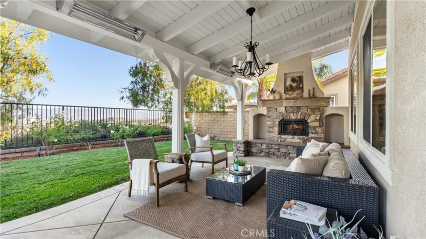 24030 Via Vizcaya, Valencia, California 91354