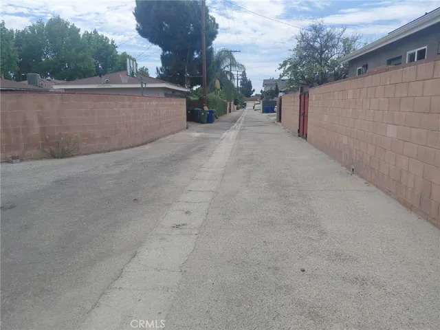 16713 Sunburst Street, North Hills, California 91343
