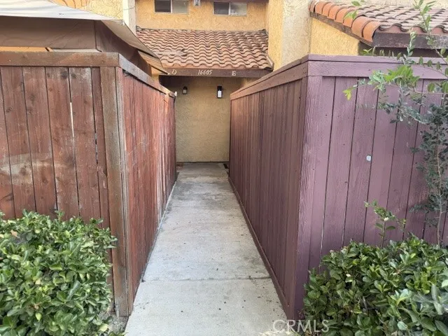 16605 Upland Ave #e #e, Fontana, California 92335