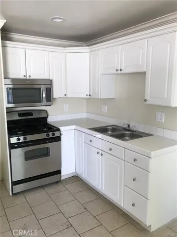 1063 1065 N Pershing, San Bernardino, California 92410