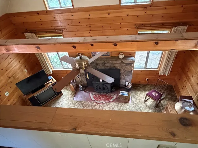 LOFT