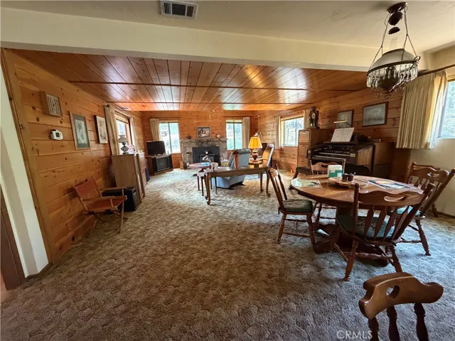 HUGE ROOM/DINING ROOM AND LIVING ROOM