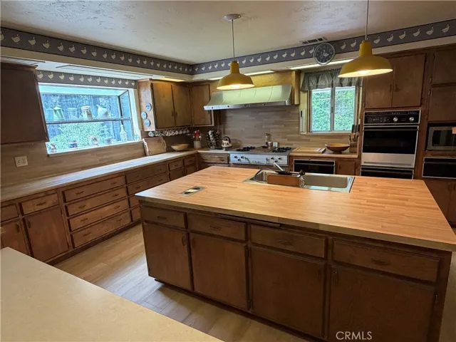 HEART OF THE KITCHEN