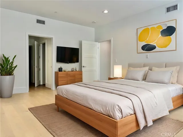 1861 Veteran Avenue 101, Westwood Century City, California 90025