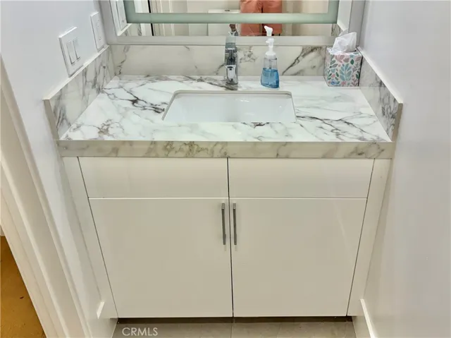 1861 Veteran Avenue 101, Westwood Century City, California 90025