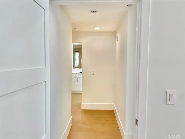1861 Veteran Avenue 101, Westwood Century City, California 90025
