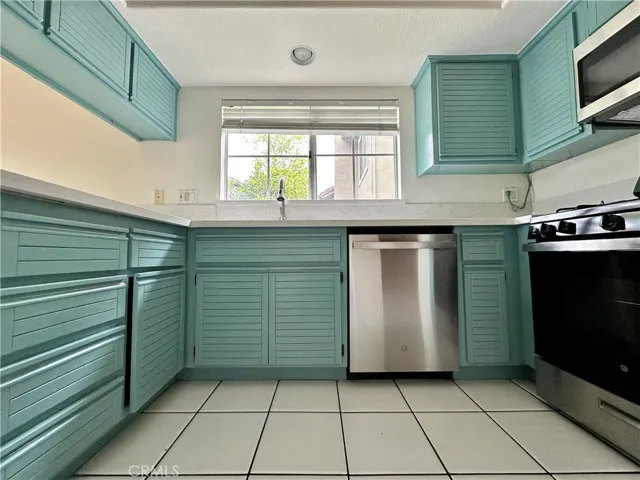 541 S Glenhurst, Anaheim, California 92808