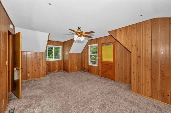 556 Pioneer, Lake Arrowhead, California 92352