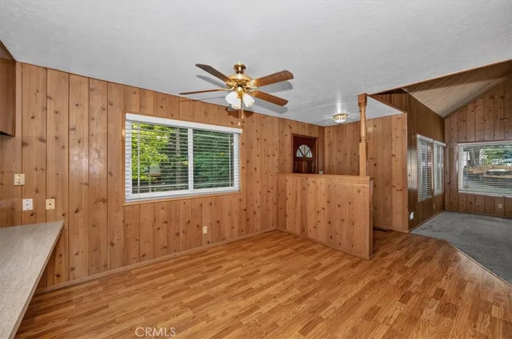 556 Pioneer, Lake Arrowhead, California 92352