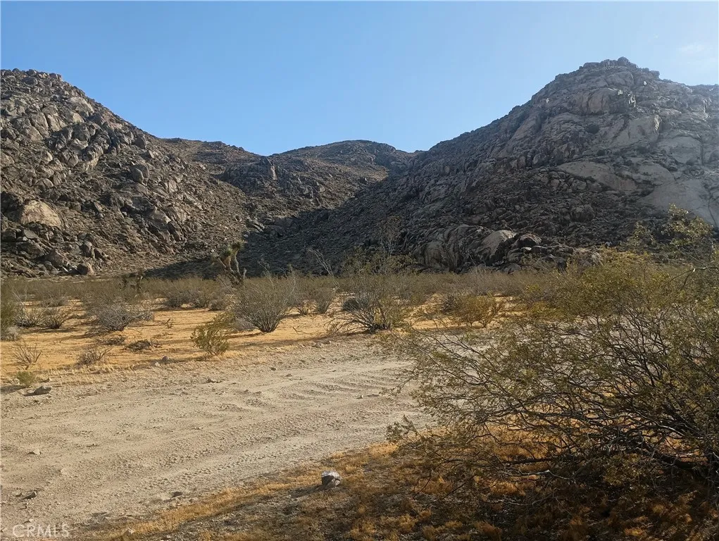 12963 Sunset Drive, Lucerne Valley, California 92356 — photo 4