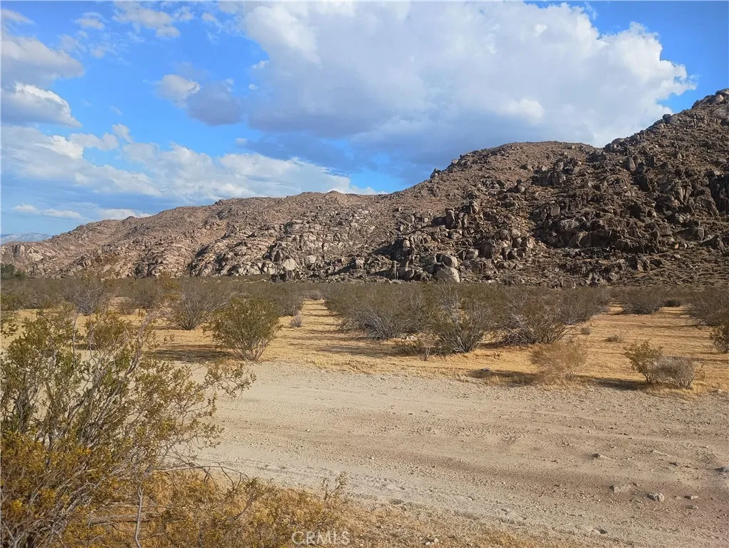 12963 Sunset Drive, Lucerne Valley, California 92356 — photo 5