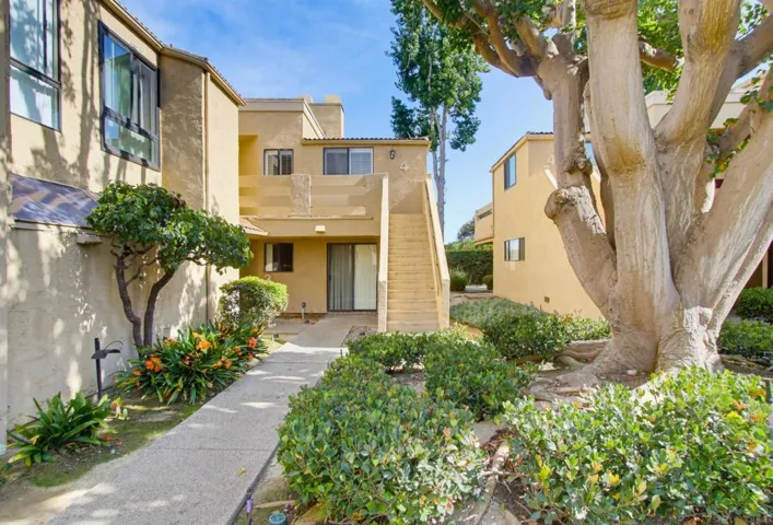 7904 Caminito Dia 4, San Diego, California 92122