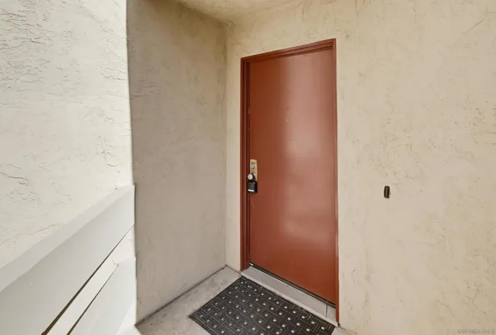 7904 Caminito Dia 4, San Diego, California 92122