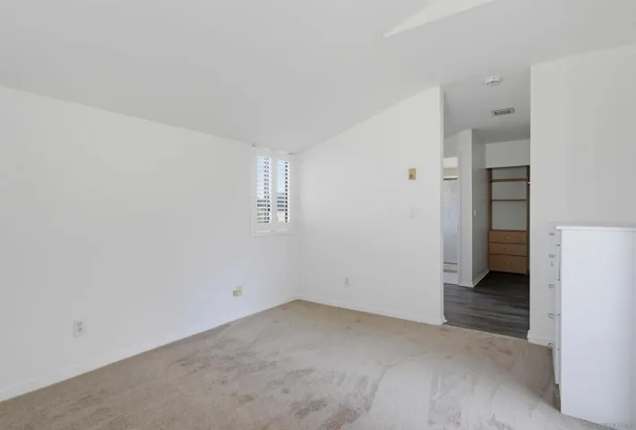 7904 Caminito Dia 4, San Diego, California 92122