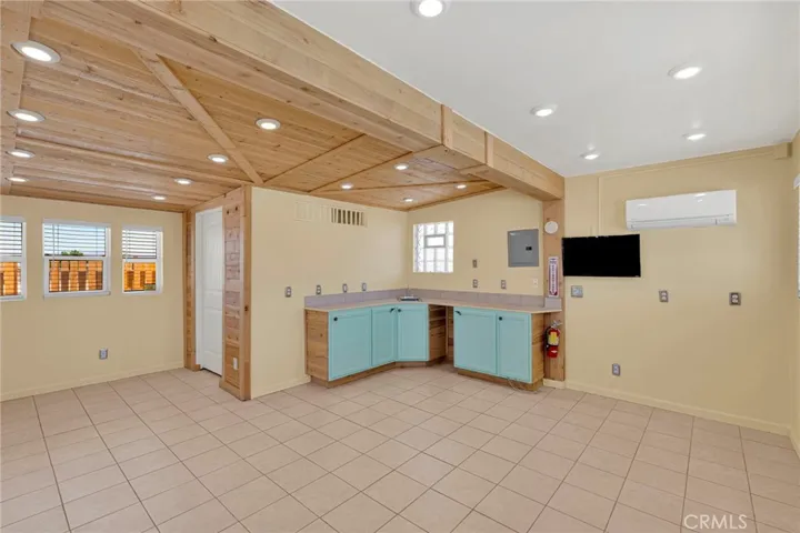 32838 Old Woman Springs, Lucerne Valley, California 92356