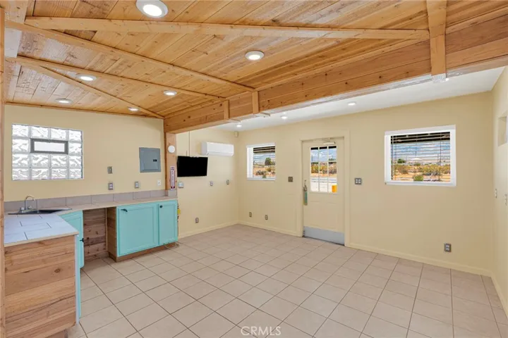 32838 Old Woman Springs, Lucerne Valley, California 92356