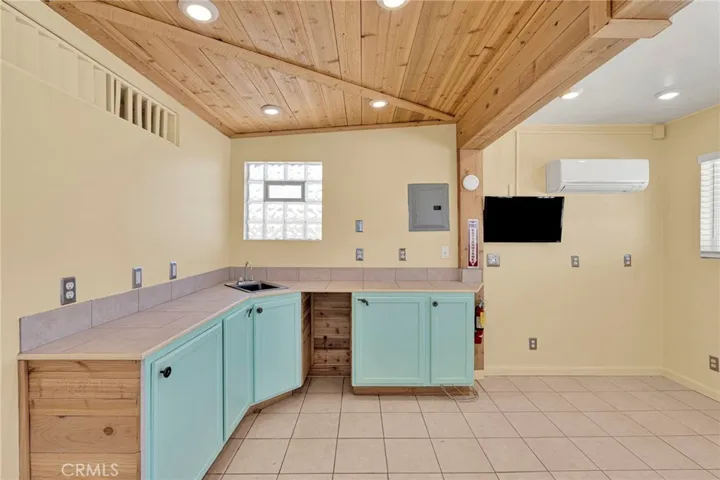 32838 Old Woman Springs, Lucerne Valley, California 92356