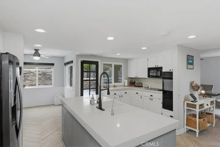 23447 Continental, Canyon Lake, California 92587