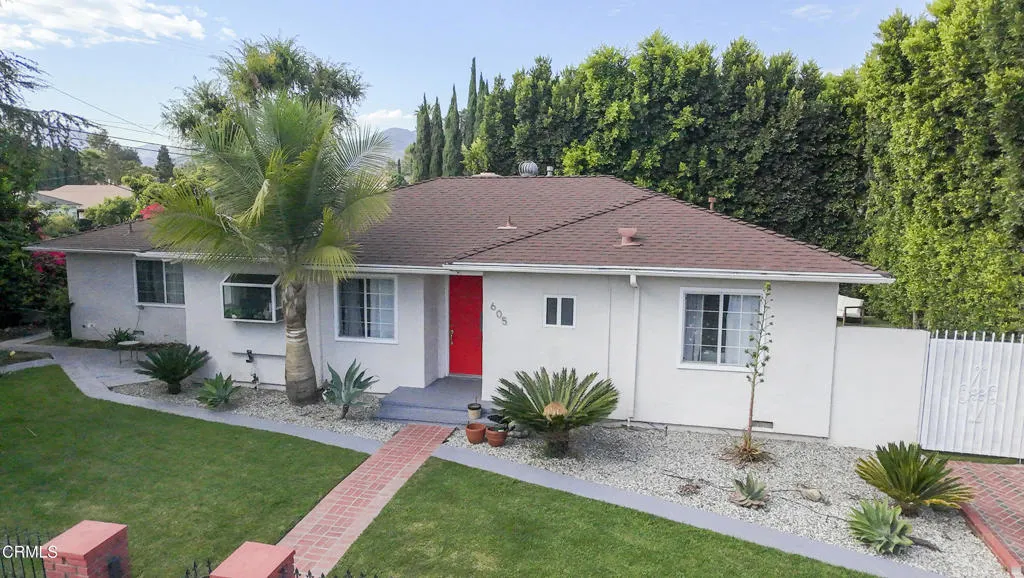 605 Ventura St. (4)