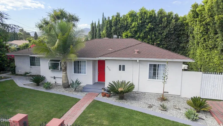 605 Ventura St. (4)