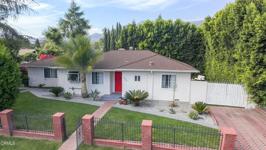 605 Ventura St. (5)