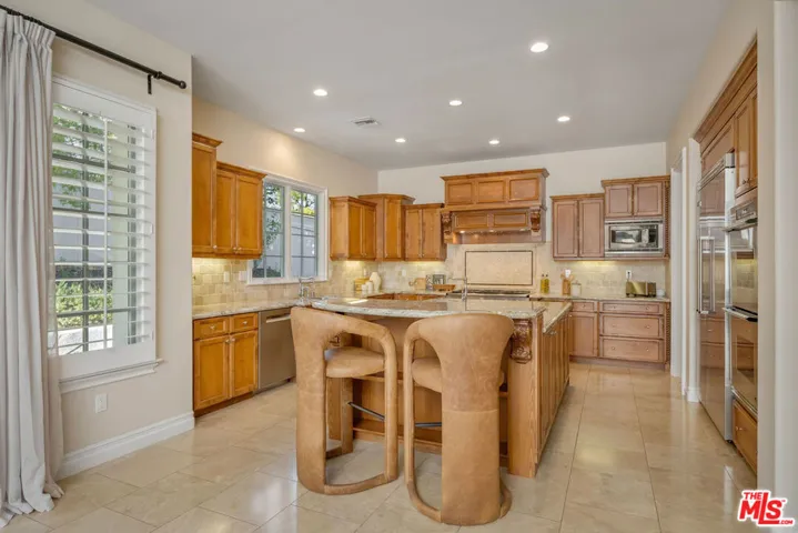 25420 Prado De Azul, Calabasas, California 91302