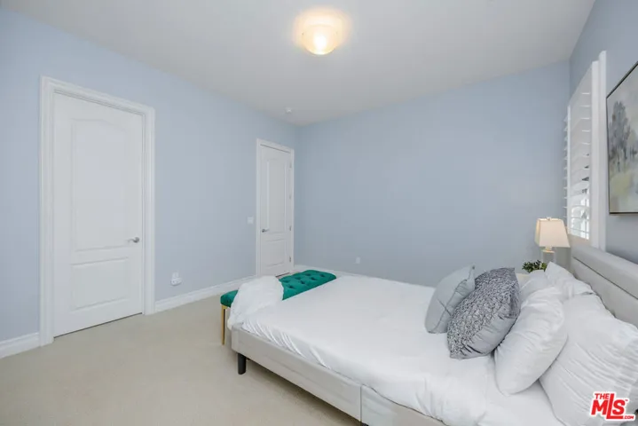 25420 Prado De Azul, Calabasas, California 91302