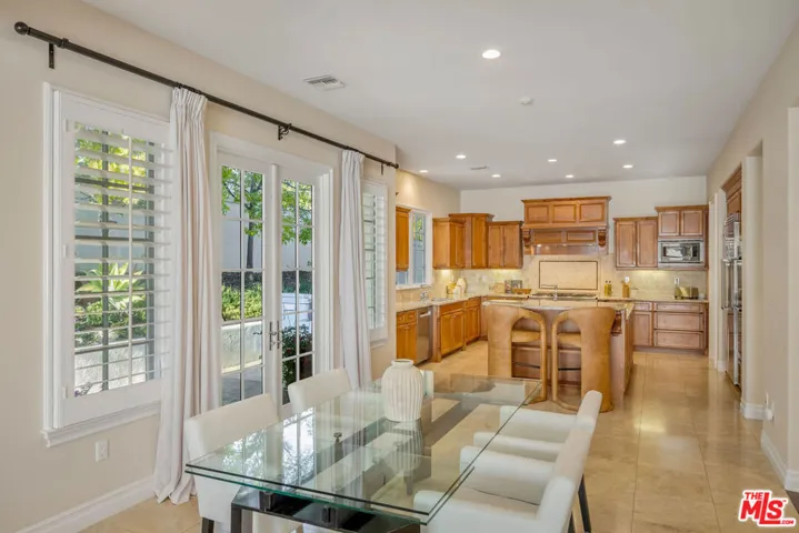 25420 Prado De Azul, Calabasas, California 91302