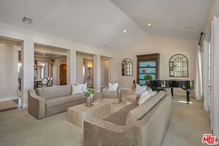 25420 Prado De Azul, Calabasas, California 91302