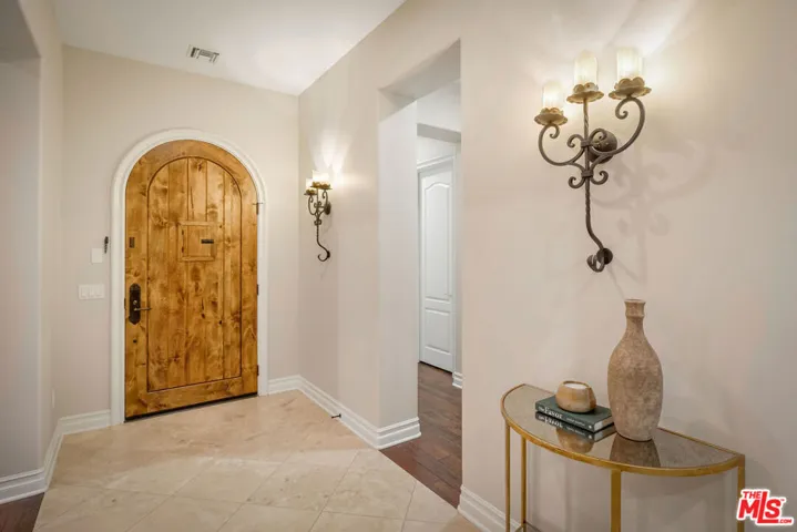 25420 Prado De Azul, Calabasas, California 91302