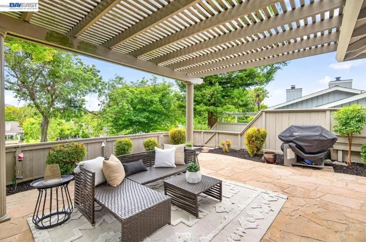 551 Rolling Hills Ln, Danville, California 94526