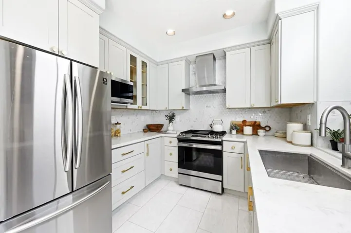 521 Porpoise Bay Terrace B, Sunnyvale, California 94089
