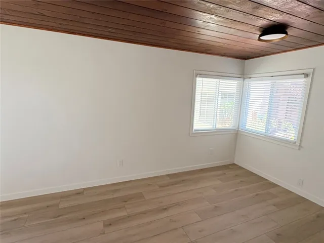 8 Santa Ana 8, Long Beach, California 90803