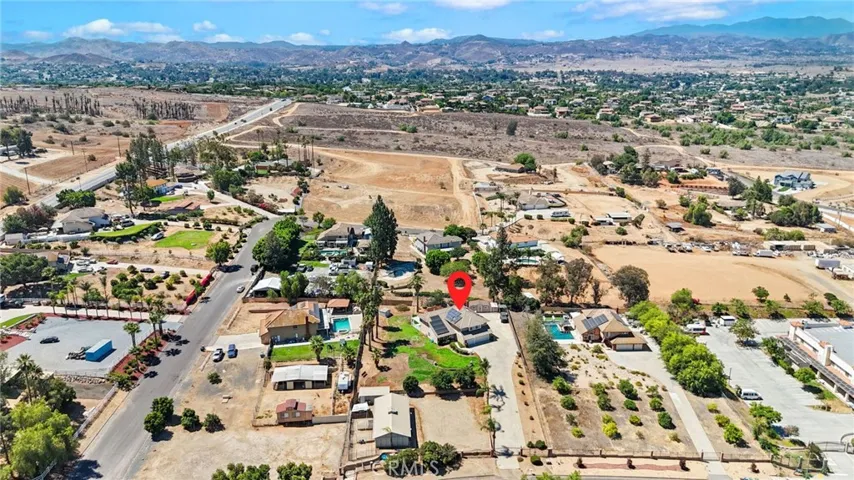 16891 Mariposa, Riverside, California 92504