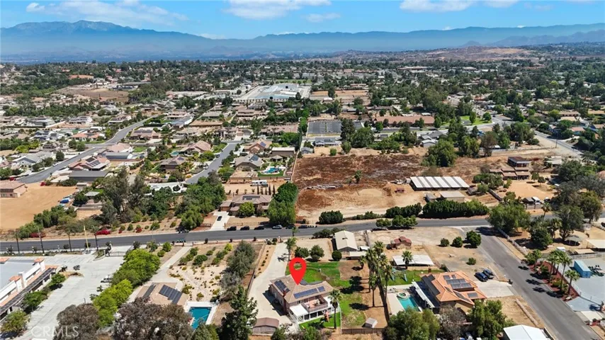 16891 Mariposa, Riverside, California 92504