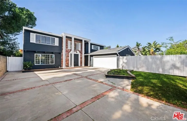 6257 Lindley, Reseda, California 91335