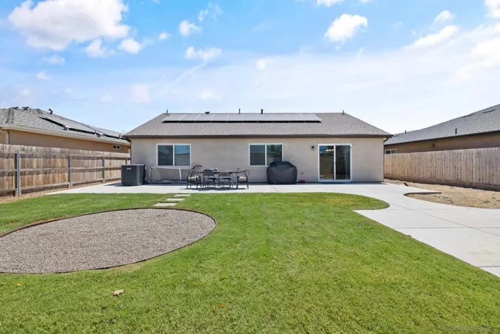 1976 W Ambassador Way, Hanford, California 93230