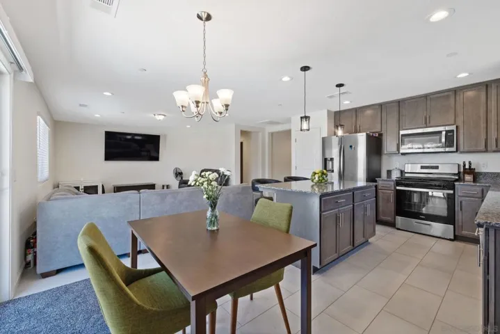 1976 W Ambassador Way, Hanford, California 93230