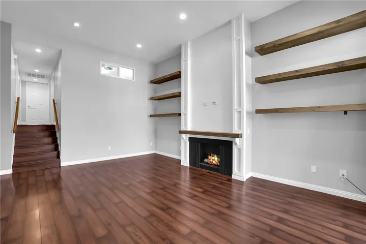 2956 Haddonfield, Fullerton, California 92831