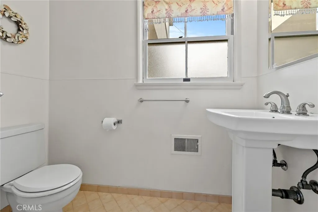Downstairs Full Bathroom