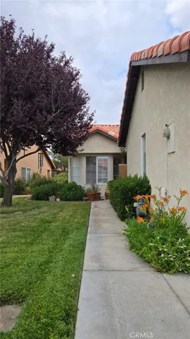 11545 Oak, Apple Valley, California 92308