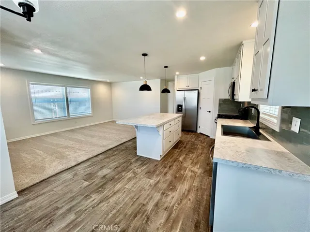 999 S Santa Fe Avenue 60, San Jacinto, California 92583